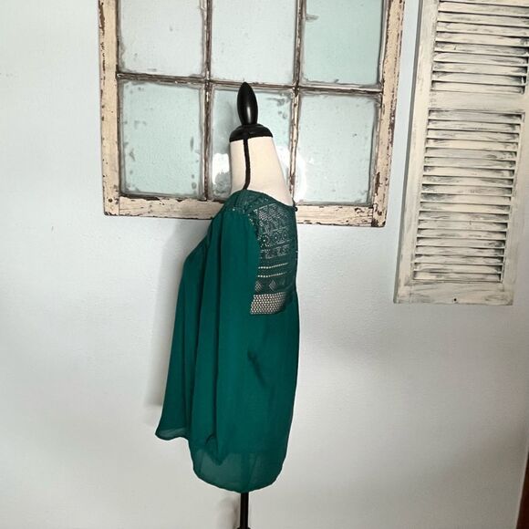 Beautiful Maurice’s Blouse  - Picture 4 of 10